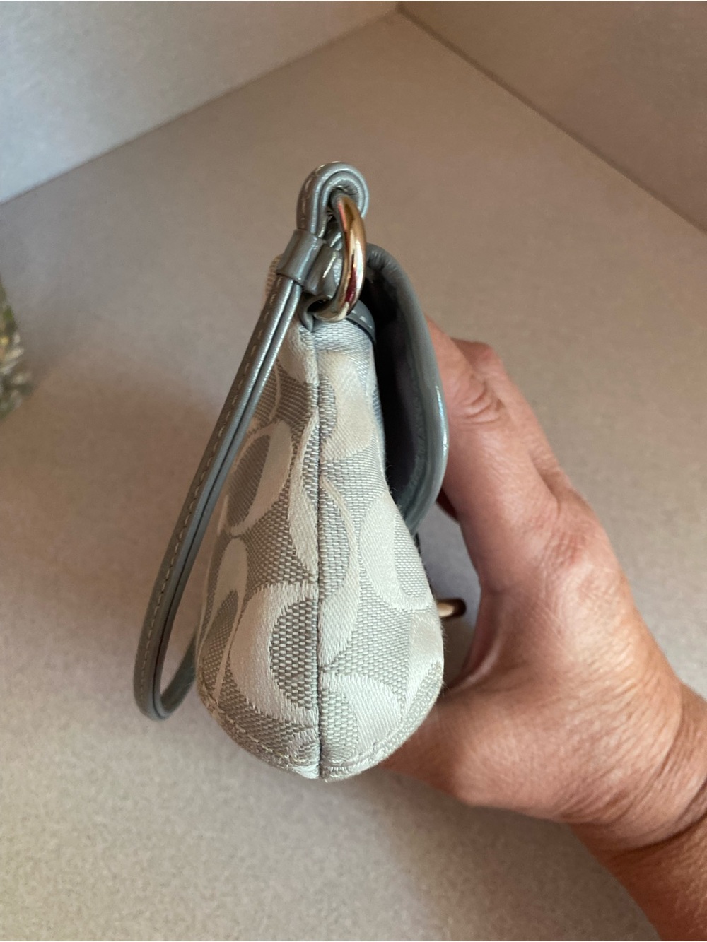 Coach Vintage Y2K Legacy Signature Optic Turnlock Flap Wristlet - Picture 9 of 16